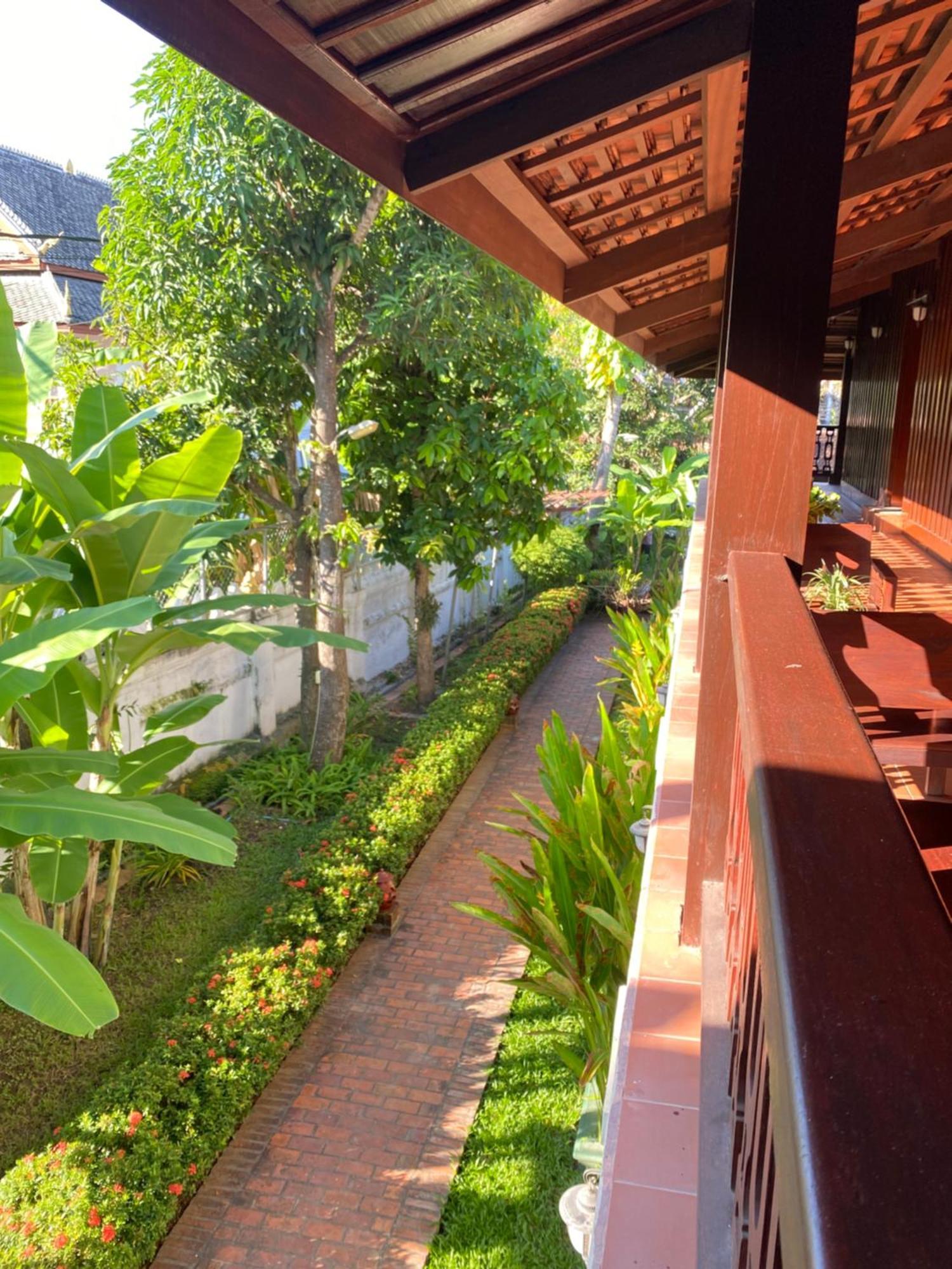 Luang Prabang Residence & Travel Екстериор снимка