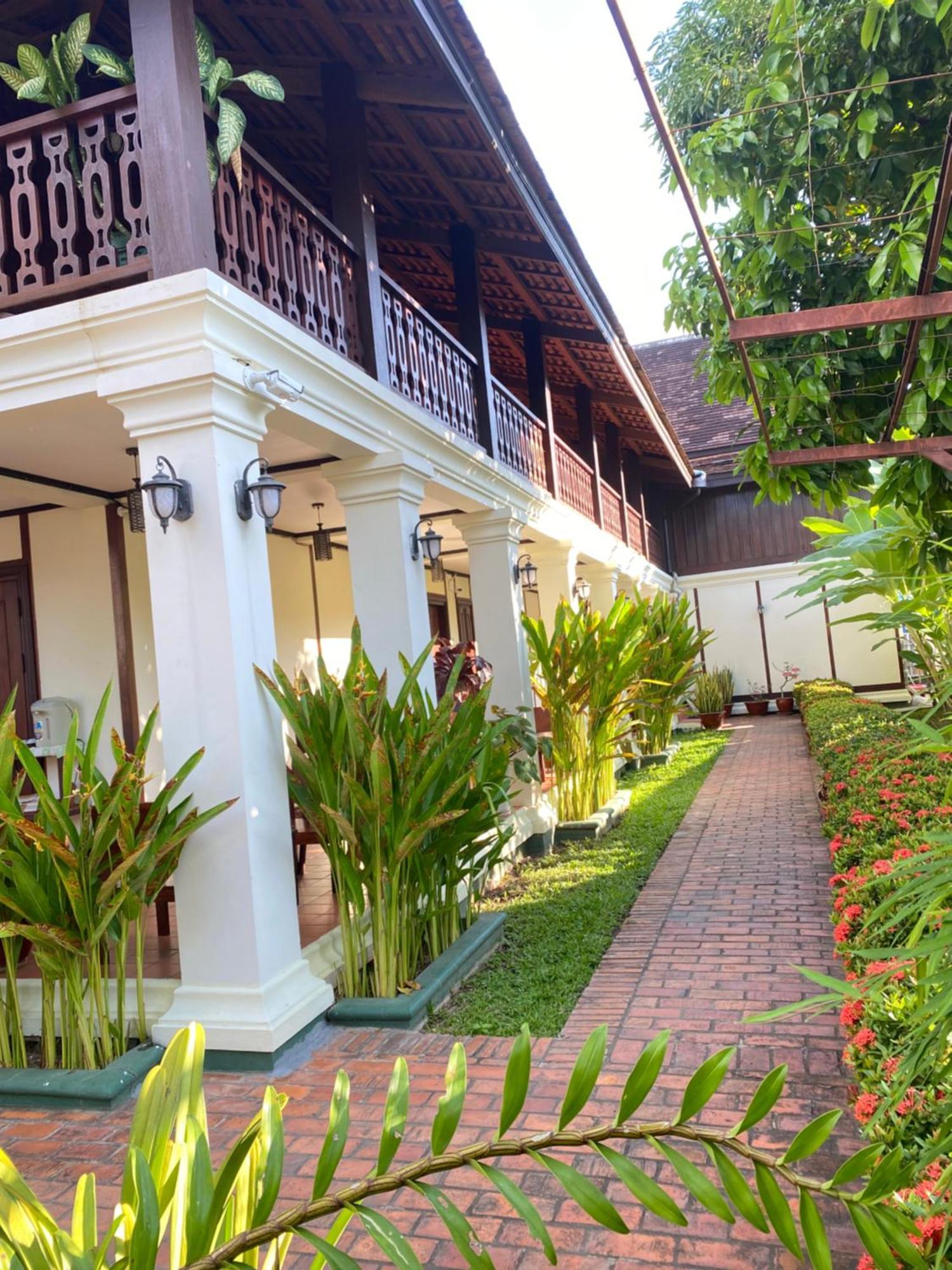 Luang Prabang Residence & Travel Екстериор снимка