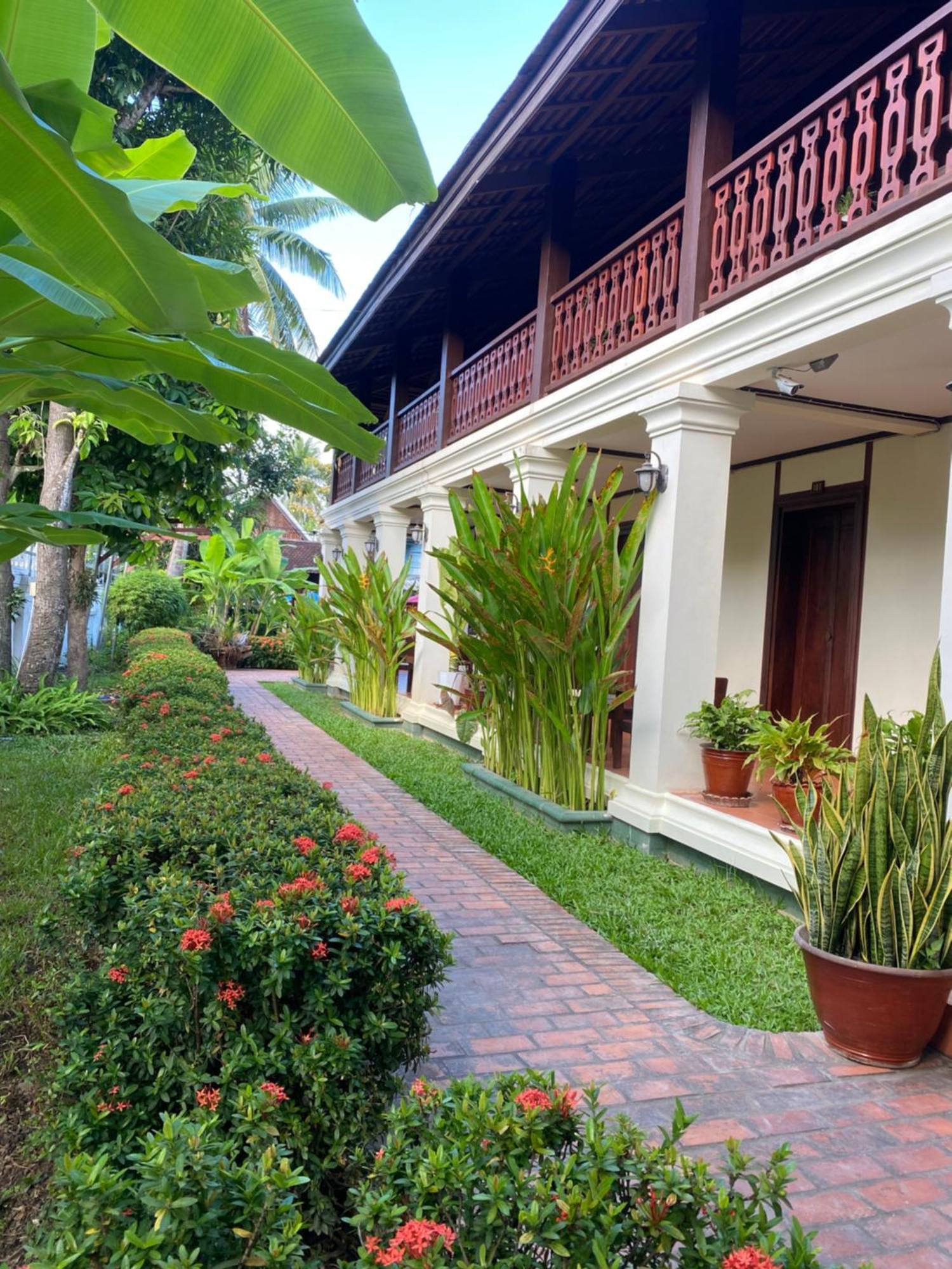 Luang Prabang Residence & Travel Екстериор снимка